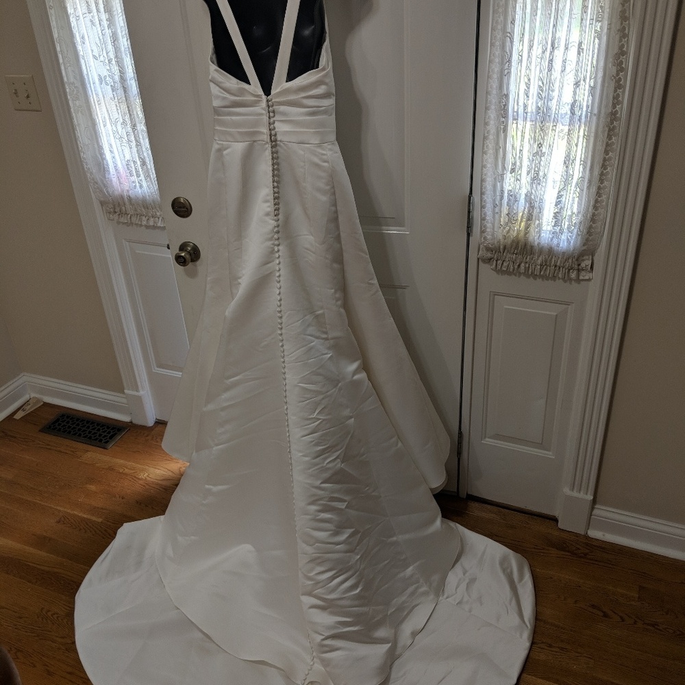 Jasmine Bridal Vneck A Line Wedding Gown*sale* - Picture 8 of 8